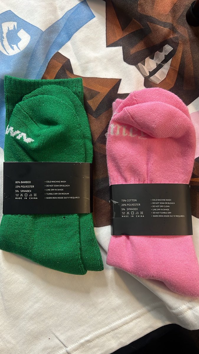 ToonGrimey's tweet photo. Out wit da old. Get near 
Grimey Socks 
7-11-26
$12 

https://t.co/2U7pZvW5HY

https://t.co/P5WwRH3FJb https://t.co/PVa10VXili