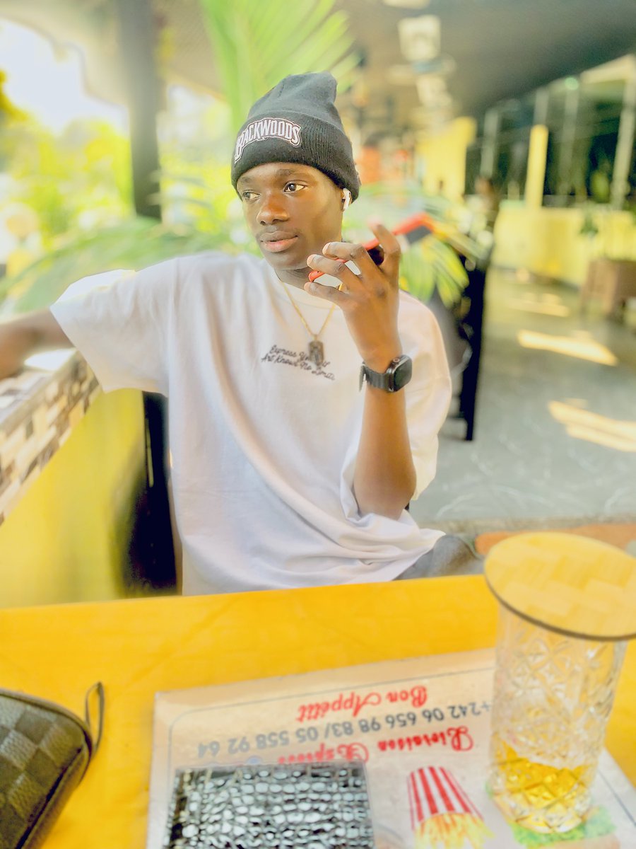 thugwayn's tweet photo. https://t.co/aYsf1lLCKM