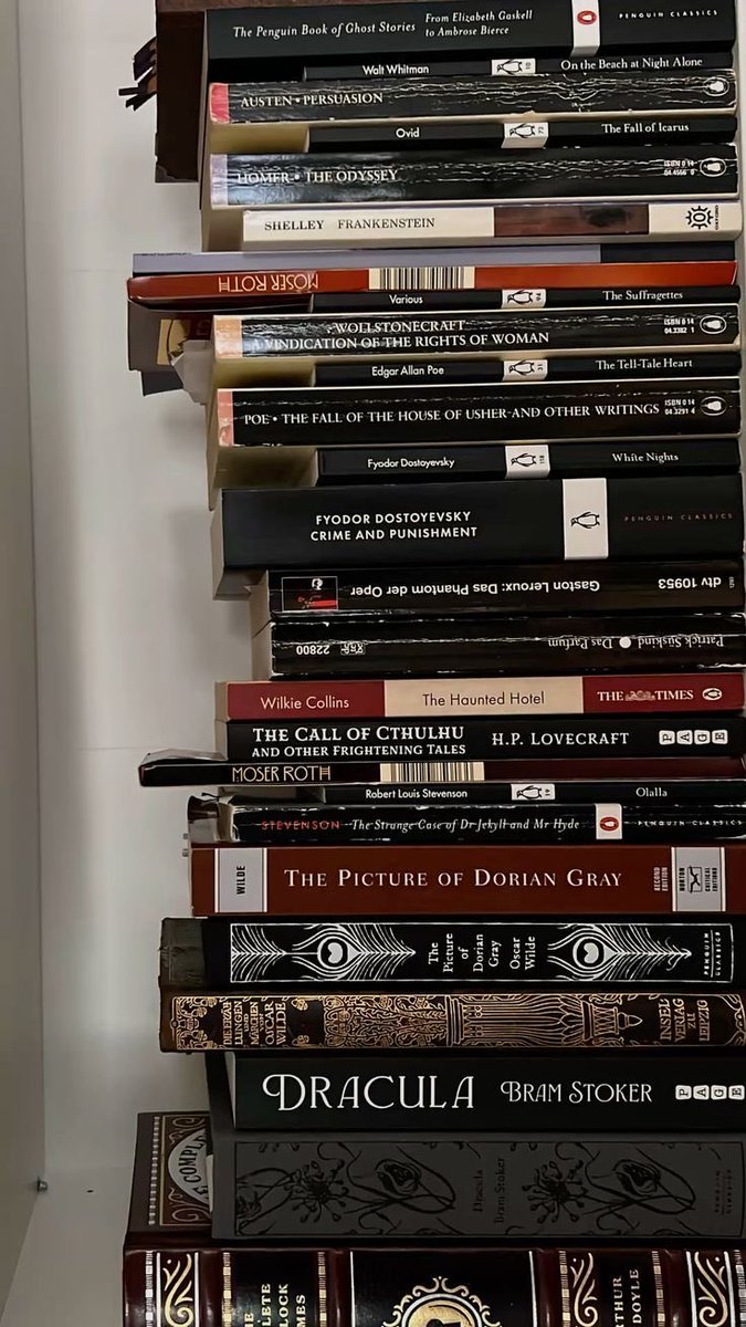 thepbprincess_'s tweet photo. Born to read, forced to work https://t.co/AuQKmk2m1c