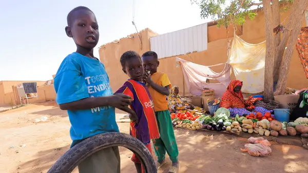 haderr552's tweet photo. كل يوم يمر على السودان يحمل تحديات جديدة، لكن إرادة الناس في التمسك بالأمل لا تزال حاضرة. يبقى الأمل معقودًا على مستقبل يسوده السلام والاستقرار، ويمنح الجميع فرصة لإعادة بناء ما فقدوه.
#السودان #السلام https://t.co/daixMXbJUw