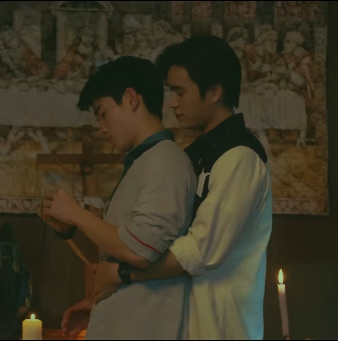 wooyofot's tweet photo. what if tanrak turns around and wraps his arms around barth's neck...PLSS I NEED https://t.co/VTDmAEIL3N