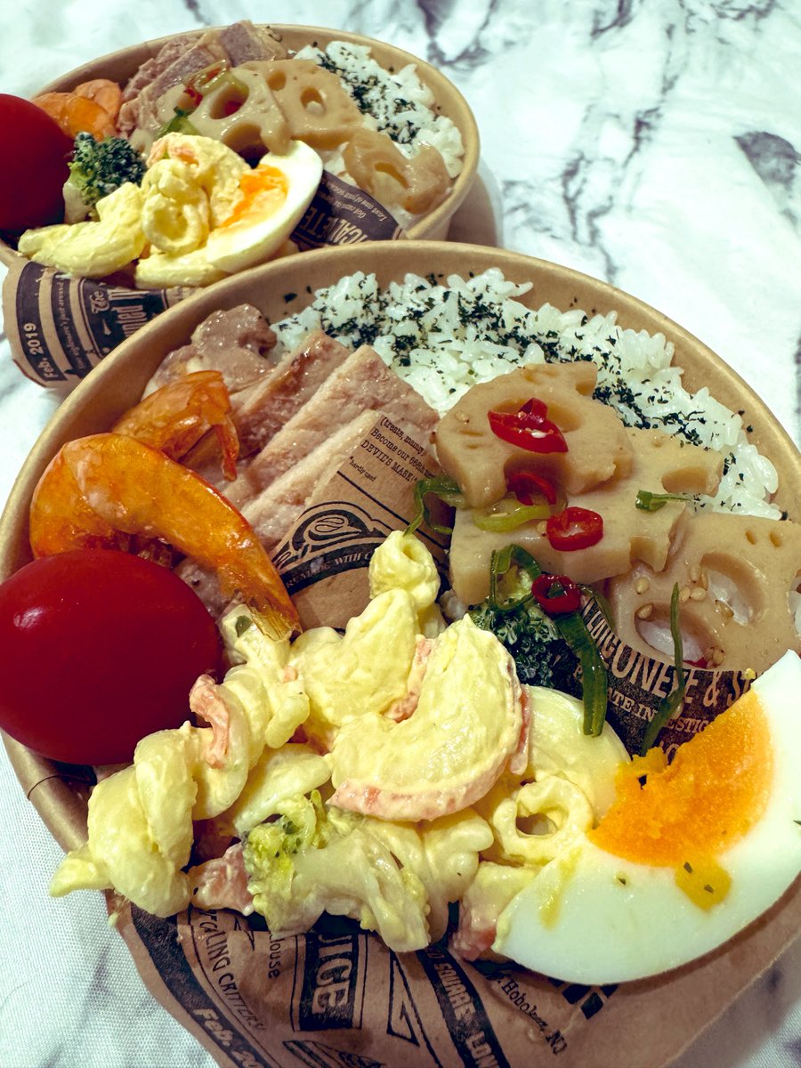 kelkel_mofumofu's tweet photo. 6/26お昼時の地震速報。
締切まで12分で部下たちにはデスク下に
入るよう伝えて、私ともう一人の管理者で
一気に登録してたんだけど

私の上司たちはやばくねー😆とか騒いで
現場チームに対しては一切知らんぷりだった。

よくわかったよ☺️
と心に色々誓った本日月曜日のお弁当♡

 #お弁当記録 https://t.co/YQ4vi5I2Ha