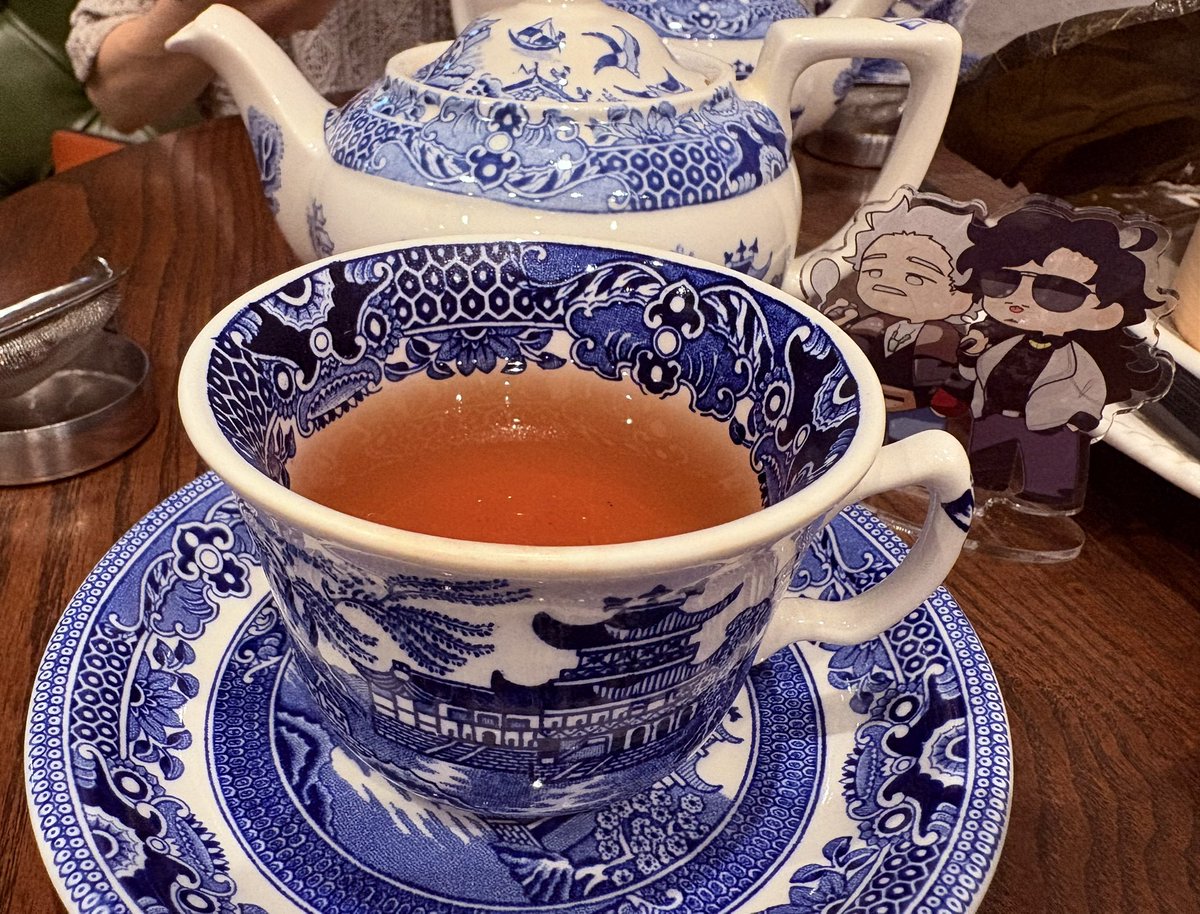 cocororo_eat's tweet photo. 「真不同 HONG KONG TEA ROOM 1946」
花茶や薬膳茶含めた多くの飲み物が有り、売りの焼売や小籠包はほかふわで美味しい❣️コースからアフヌン迄有るのでオススメです✨
二人もお腹いっぱい大満足だね☺️♡ https://t.co/CMcTL1Pmqp