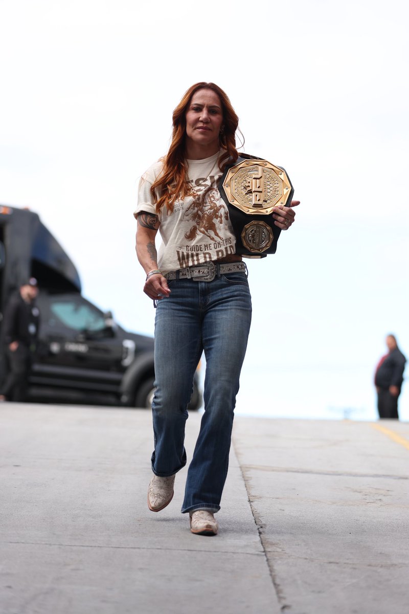 criscyborg's tweet photo. Don’t wait for permission to build your legacy. 👑💥

Every time a woman refuses to quit, stands up after being doubted, or chooses courage over comfort… she makes it easier for the next generation to believe they can too.

Strength isn’t about being fearless.
It’s about showing up inspite of fear.

To every girl chasing a dream that others don’t understand:
Keep going.
Keep working.
Keep believing.

Your greatest competition is the person you were yesterday.

Let’s continue proving that women belong everywhere: leading, fighting, building businesses, breaking records, and inspiring the world.

Tag a woman who inspires you. ❤️👇