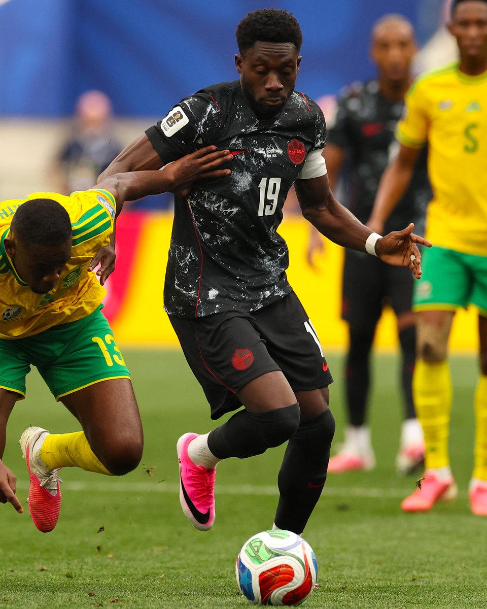 brfootball's tweet photo. Alphonso Davies returns from injury and makes his first appearance at the 2026 World Cup 👏🇨🇦 https://t.co/0bAawpocJP