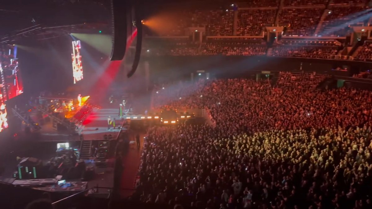 dltourhistory's tweet photo. Def Leppard News - #DefLeppard - Glasgow, Scotland 28th June 2026 π΄σ §σ ’σ ³σ £σ ΄σ Ώ
Live Updates - Rocket in Glasgow πΈπ sold-out crowd
#setlist #philcollen #joeelliott #ovohydro
https://t.co/fK2NzpnohV https://t.co/nODiVoUOtL