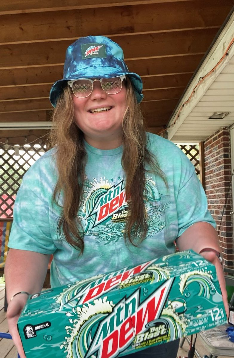 BarryJavernick's tweet photo. @G2199914519975 @OpTicTexas @DashySZN @Shotzzy @Huke @Tbemercules @JPKrez @DKarma coming from the baja blast fanatic https://t.co/mezckuS79F