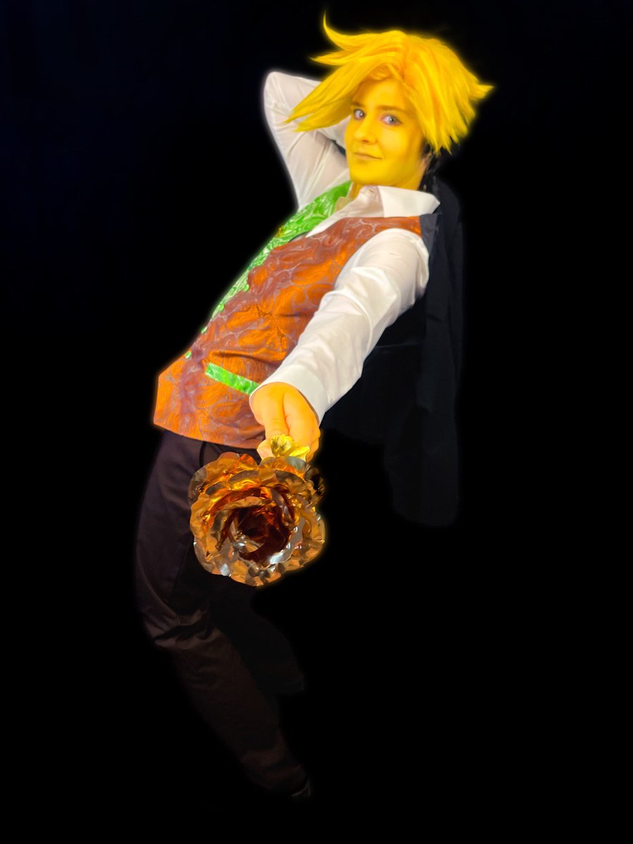 bananyeet_'s tweet photo. *deltarune spoilers*

sustingus! your dad’s my best friend.
#deltarune #deltarunecosplay https://t.co/xEVICBcerY