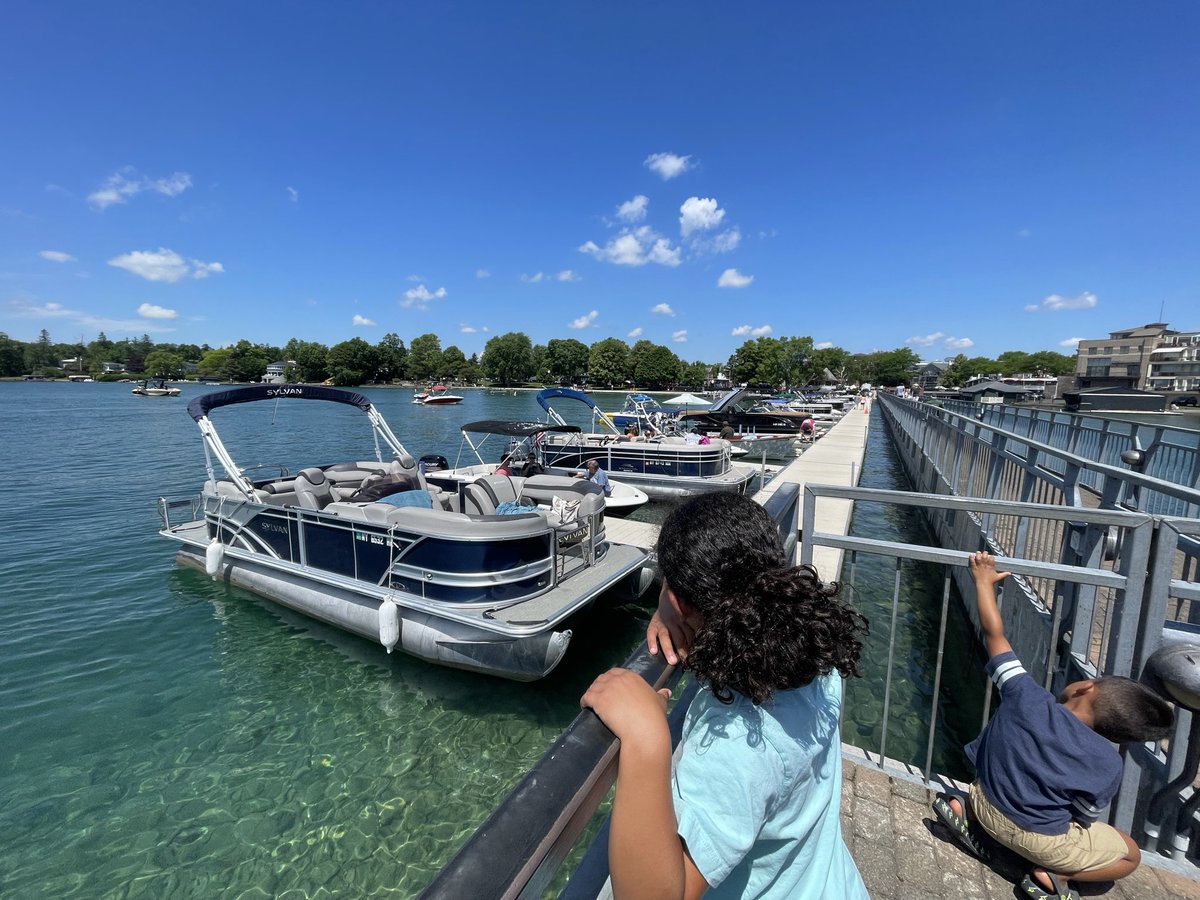BtotheBlair's tweet photo. Sunday Funday!

✅ Skaneateles for brunch/lake views
✅ Welcome Back BBQ w/ @CuseCoachJack &amp; @CuseWBB 

Mid 80s with plenty of good food &amp; good vibes! 🌞😎🍊📈 https://t.co/YO42a6VlHw