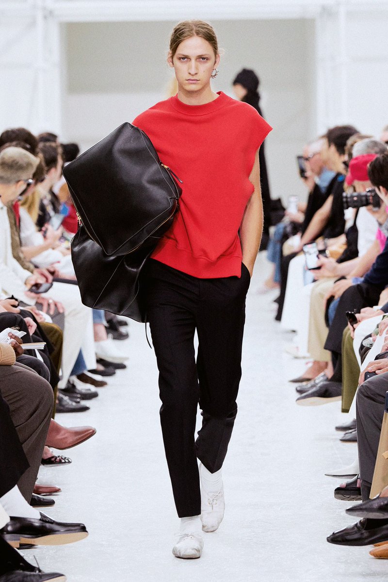 flyrebel's tweet photo. You can tell he is one of Phoebe’s daughters because these mens looks, are like the menswear doppelgängers of Philo’s Céline.

[Celine SS27 Menswear] https://t.co/WxZGIfuDy4
