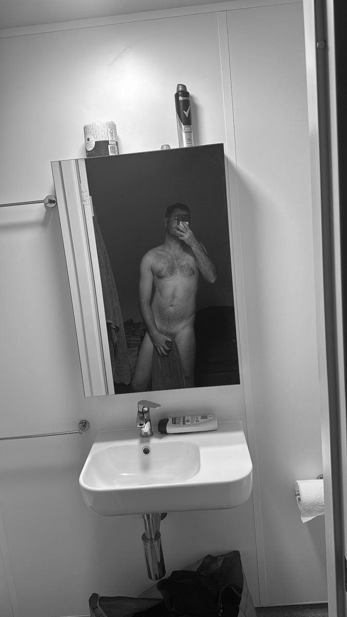 itzjames147's tweet photo. Morning showers 😜 https://t.co/IjmsyuO28t