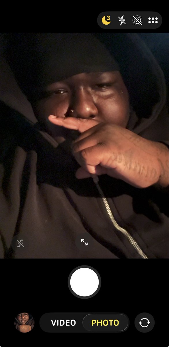 brokeasab5's tweet photo. Me😇, oh yea and I make beats !!!! https://t.co/csSmprRFxY