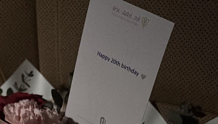 raniakalsharif's tweet photo. ur 20?
it’s ok no one has to know baby girl 🫷🏼 https://t.co/LkeJTFcemz