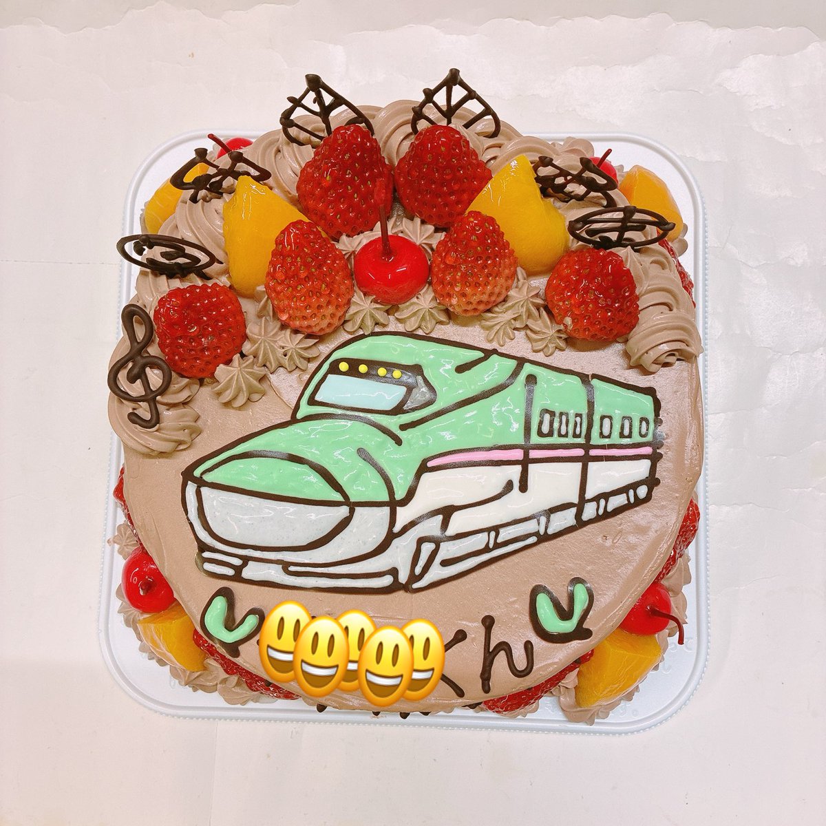 kami_kishindo's tweet photo. いつもありがとうございます‼️。久しぶりの投稿ですみません。

①祝100才
②キャラデコ新幹線
③ キャラデコショベルカー
④ フルーツタルト6号

シュークリームは前日予約も出来ますので、是非ご利用下さい。

#喜進堂 https://t.co/ugXA0amZq3