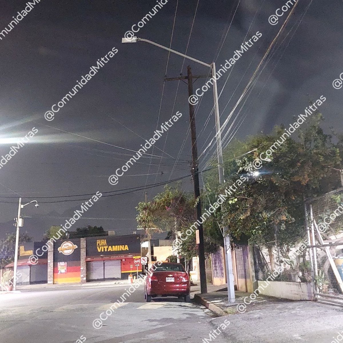 ComunidadMitras's tweet photo. 🔦#AlumbradoPublico
Luminaria Apagada
📍 Manuel Ma Lobardini y 18 de Marzo
Col Benito Juárez
64420 #Monterrey
@ServPublicosMty
📝#ChatBot072 600237
#ComunidadMitras https://t.co/ZTxxvF0ypu