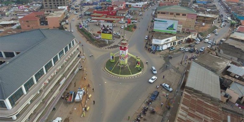 KakubaGerald's tweet photo. @AndrewMwenda @mkainerugaba in my opinion,always get list of certain specific content they air out deemed  not appropriate,and hold them accountable, but not total closure. in such cases pointing specific content out, shows responsibility of regulating them which every elite ugandan should support. https://t.co/FU7bp88Kfj
