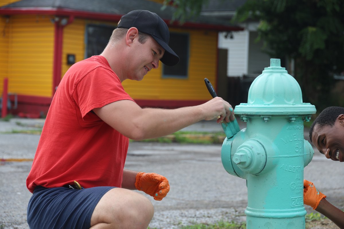 IFD_NEWS's tweet photo. The Indianapolis Fire Department once again teamed up with Citizens Energy Group to paint the town teal and raise money for a good cause. #IFDRecruitClass91 spent this morning, cleaning and re-painting Citizens-owned hydrants in the IFD Service District. Assistance was provided https://t.co/2KWJvS6mVg