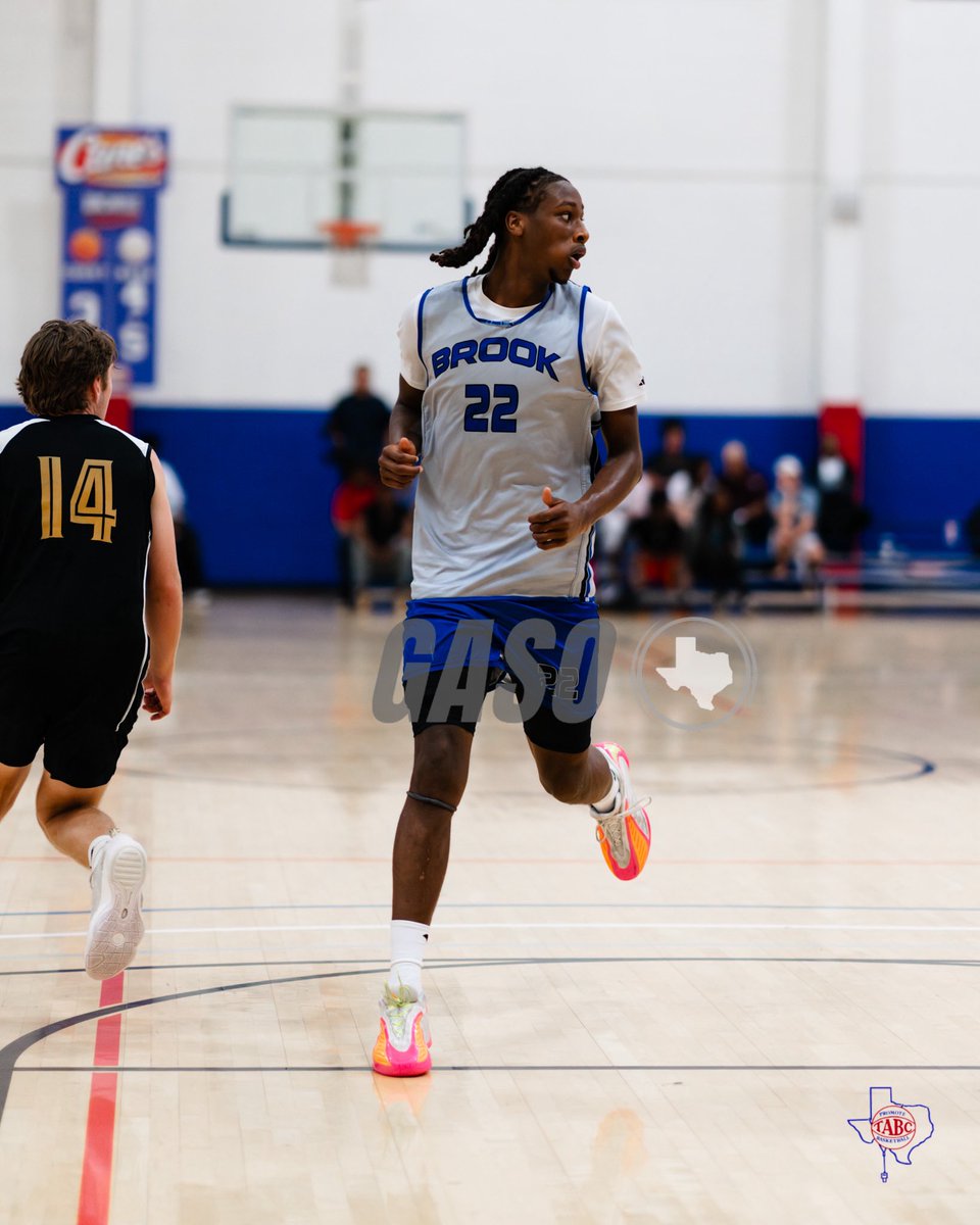 GASOLyndon's tweet photo. #TABCShowcase | Duncanville📍

Sunday Quick Hitters 🌟
________________________________

📸 James McCall Spears - @LCPatriotHoops 

His feel and skill level as a big made him one of the college coaches’ favorite evals this weekend. 

📸 Jax Richards - @_AHSBASKETBALL 

Impressed with how he operates as a shotmaker on the wing. One of West TX’s best in 2027!

📸 Austin Stewart - @WestBrookHoops_ 

Bouncy and active big that gets a lot done on both ends. Made some splash plays above the rim!

📸 Justin Reed - @BballPlanoWest 

Bonafide playmaker when he gets a step on a defender. Moves different in this 2029 class!

Camden Hardy - @txstormbball 

Making real progress in his development. Looks more and more like a scoring threat every time I evaluate him.

Marwane Fadika - @KatyJordanHoops 

So consistent with how he goes about his business. Polished scorer that makes his team better.

Xander Pruzinksy - @FriscoMemo_BB 

High level shotblocker, rebounder, lob threat, etcetera etcetera… also had an OT game winner today. 
Memorial has a real case to be the no.1 5A team in the state.

Alex Cheatham - @LovejoyHoops 

Smooth getting to his spots and really adept at creating space for himself & teammates.

Alex Aluga - @LibertyRedhawk 

Sky’s the limit for him. 6’8 forward that can score on the drive or in the post. Great physical tools.

Ebube Joseph - @GrandOaksHoops 

Strong and productive as per usual. Will rip and go finish through contact.

Cash Clark - @FwoodBoysBball 

Gets so much done for his team. Grades well as a rebounder & defender and is playing with a ton of confidence on offense.

Natayvious Allen - @OakCliff_FFA 

Showed great open court instincts to make decisions and use his athleticism to score.
________________________________

#GASO 

📸 @alldayprodtx