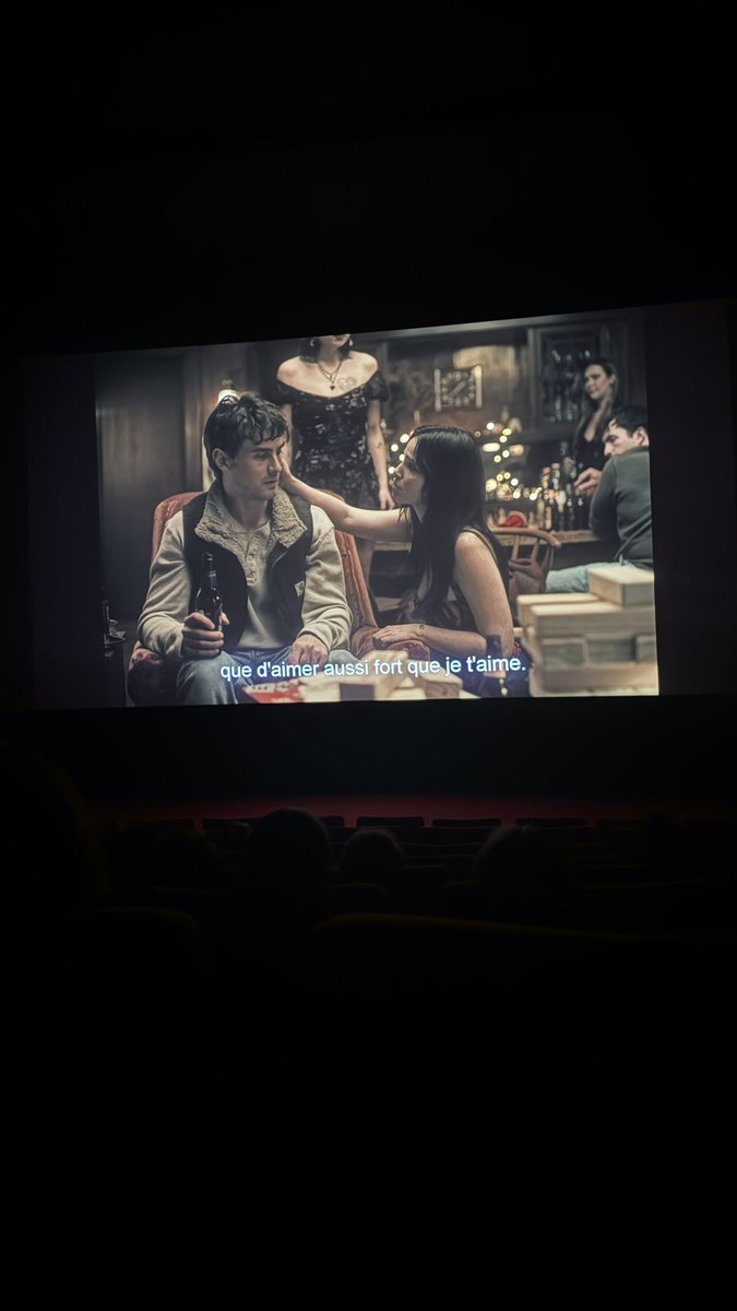 adamnhhh's tweet photo. le meilleur film que j’ai jamais vu de toute ma vie https://t.co/qrR7IIZxg9