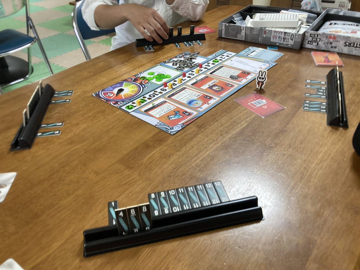 pokakitchen's tweet photo. 昨日のボドゲ会ありがとうございました！来週の日曜日もやる予定です🙇
お時間あれば一緒に遊びましょう https://t.co/C2x0jECPAr