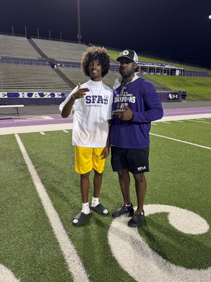 AAdams2027's tweet photo. After a great camp, grind and conversation with @Coach_Guap I am blessed to earn my first d1 offer from @SFA_Football !!!
@Josh_Boyce @RecruitTheDawgs @CoachRSouthern @CoachLoganBrock @Coach_delReal @cg3training @Coach__OMalley @QWhitlow49 @ScottSchroede19 @BC_3 https://t.co/STMZcU2L9b
