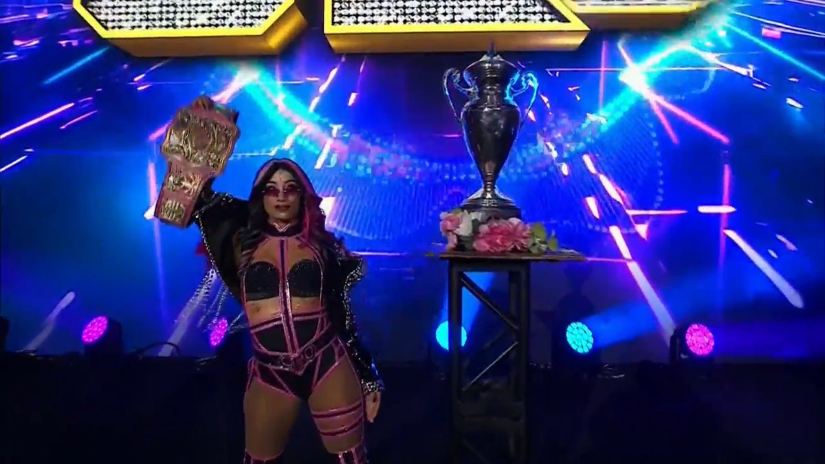 MercedesMoneCom's tweet photo. #MercedesMoné #TheCEO #CEO #AEW #AEWForbiddenDoor https://t.co/LF1Wu5xLSL