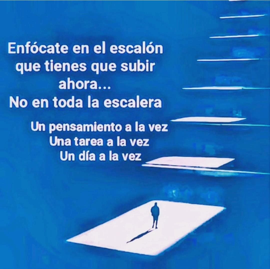 FelipeLoSeMa's tweet photo. Buuuueeeenooooss diiiaaasss, vamos a por el lunes con una gran sonrisa y motivación a topeee. Recuerda que hoy será un gran día para conseguir lo que te propongas 💪☕😊 #disfruta #atopeee #energíapositiva #motivacion #sefeliz #BuenosDiasATodos https://t.co/oFHWDJi8fz