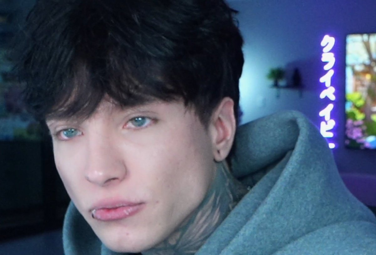 MarMatiascry's tweet photo. Gracias por tan increíbles stream @xCryboy me la eh pasado muy bien, el chismesito, las confecciones, jueguitos y más ameeee demasiado.  Te quiero muchísimo guapo hasta mañanita ✨️ 🖤 descansa y cena rico https://t.co/ld1RRqKGsn