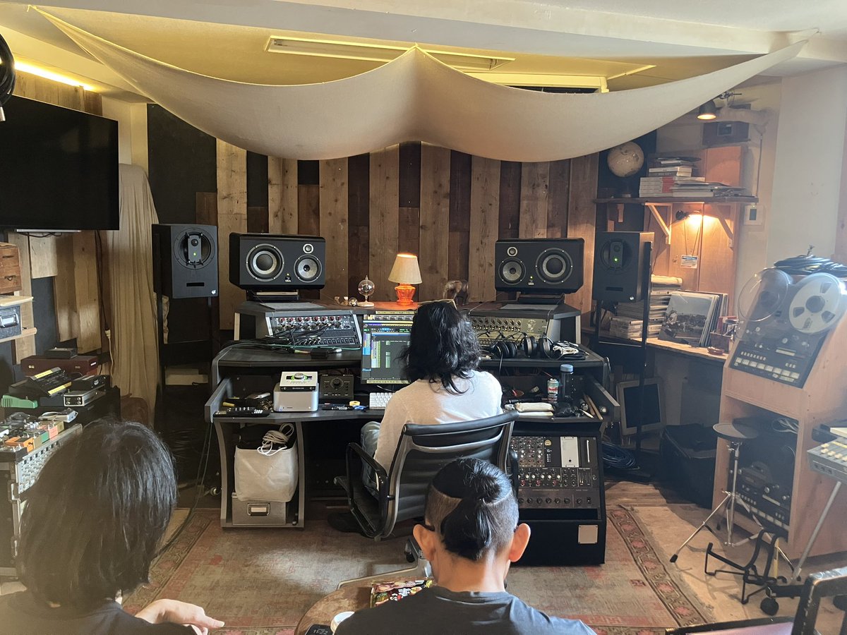 o_jizo's tweet photo. Mastering

New album coming very soon! 🔥

@ozoktoyota 
@nagao_cozy 
@hirofuminakamur 
@sasakurasinsuke https://t.co/jM6lfhCg6M