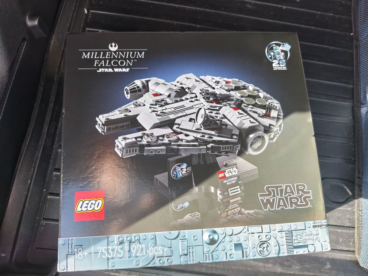 LachlanB_'s tweet photo. Impulse buy....
(Need to do the Kessel Run in under 12 Parsecs) #IYKYK
#BecauseICan https://t.co/RF0wpyNk2U