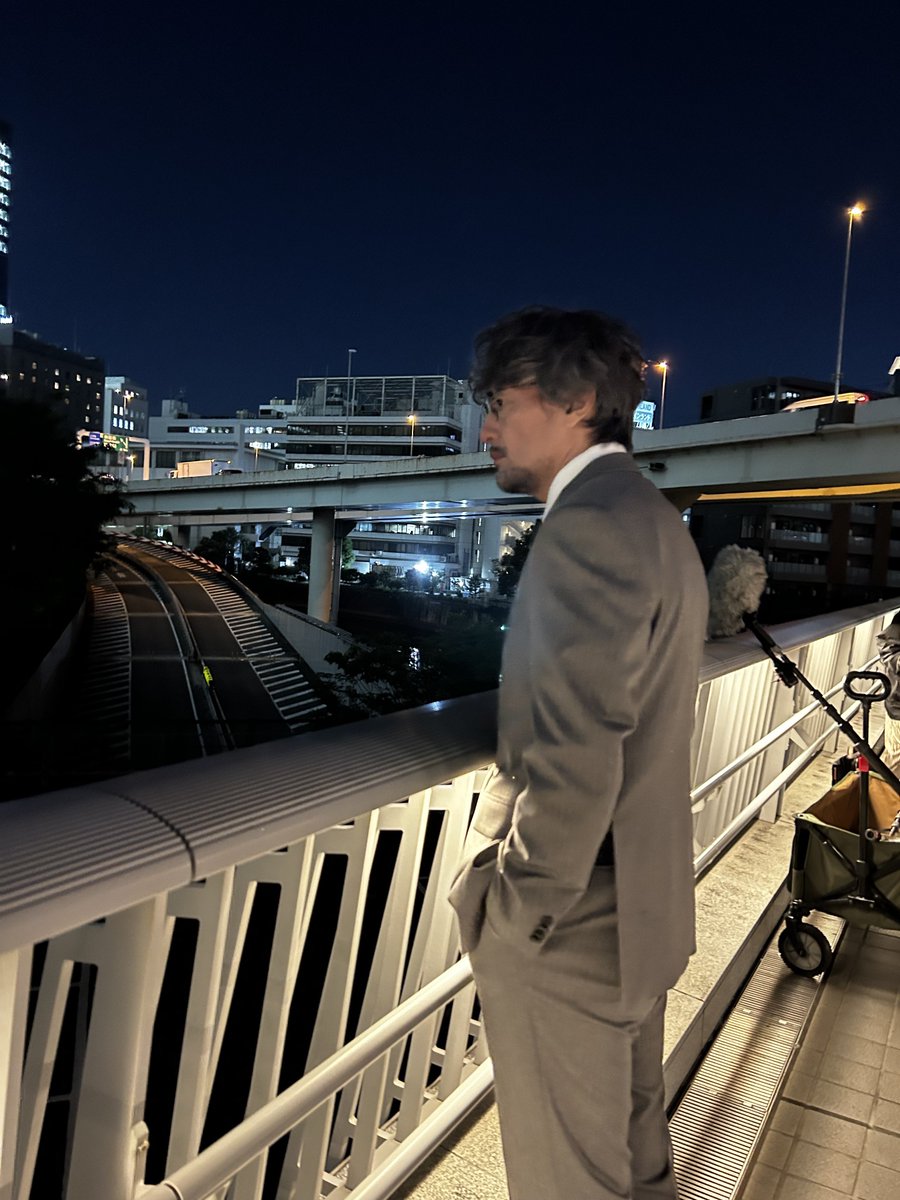 makiya_staff's tweet photo. 📺本日、いよいよ最終回。

ドラマ『#銀河の一票』は今夜よる10:00放送！
（カンテレ・フジテレビ系 全国ネット）

これまでご覧いただき、そして雫石誠を応援してくださった皆さま、本当にありがとうございました。

物語の結末を、ぜひリアルタイムでお楽しみください。

▶️ https://t.co/2aRmW7HXGq

#山口馬木也