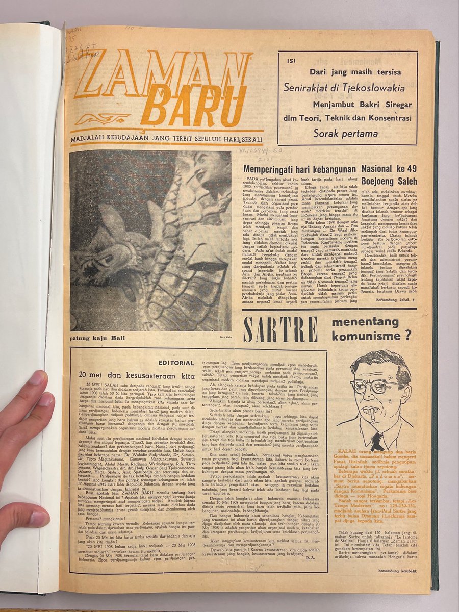 logos_id's tweet photo. Pap majalah dan buku tua https://t.co/wSV6NF3VuC