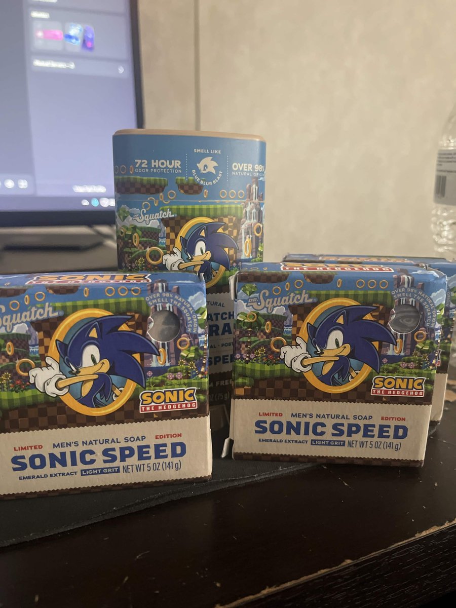 Notlulx's tweet photo. I'm gonna smell like the real sonic trust https://t.co/GKoLuhBqGB
