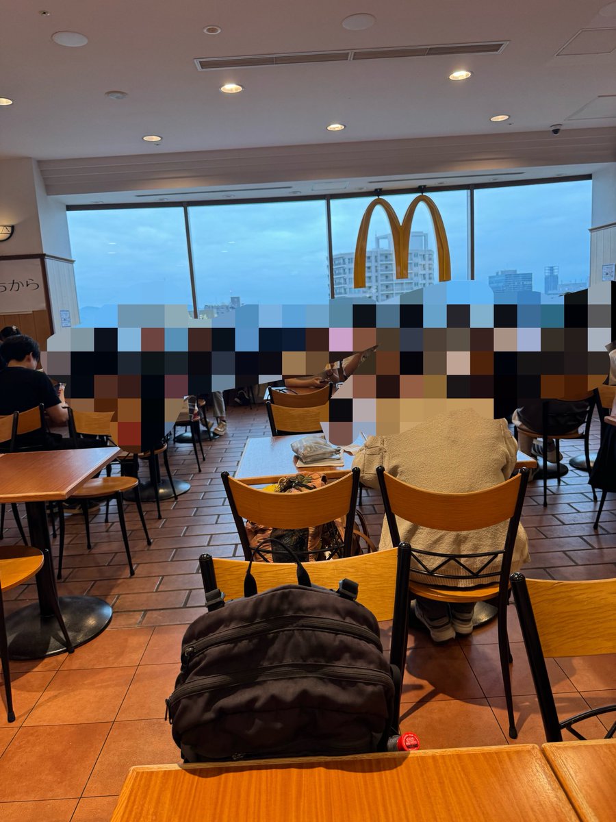hpvsm's tweet photo. 日本で一番高層階にあるマクドナルドに来ました。日本一シリーズどんどん制覇していくぅー

マクドナルド 広島駅前福屋店
https://t.co/eE6TbL1Wg1 https://t.co/93dk9nHZ4s