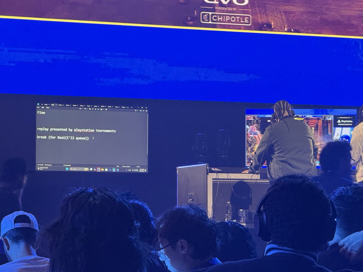 Tortagaa's tweet photo. Being next to the casters is fun cuz I can see the programming change https://t.co/YOmXKeAekl