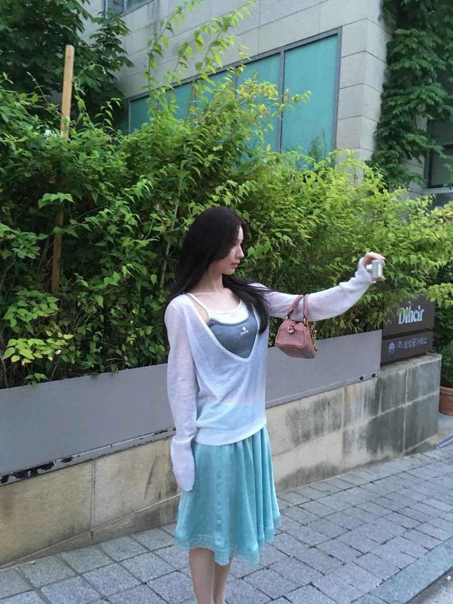 FranceMiYeon's tweet photo. https://t.co/4yGBm2m75o