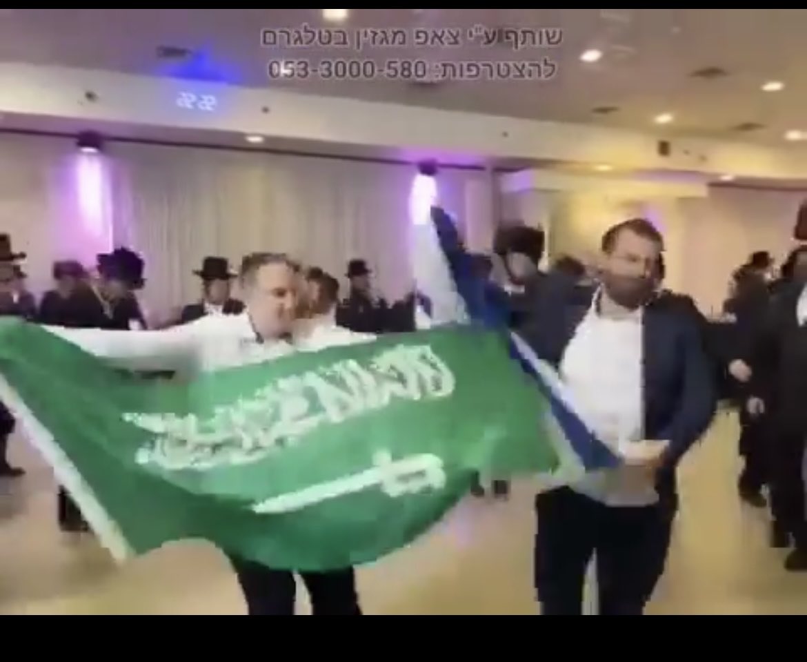 Pejy1876's tweet photo. @tilawatulquran @AeroSpear21 @Libertymama888 And  Sunnis🤣🤣🤣🤣🤣 https://t.co/axhUrAVdc9