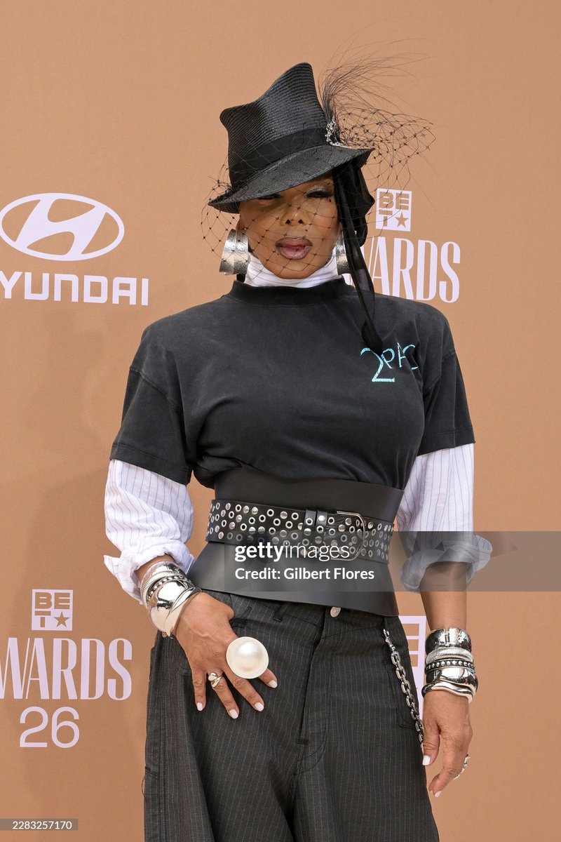 LegendaryLade's tweet photo. Janet Jackson delivering a strong look at the 2026 #BETAwards!🔥

R.I.P. Tupac Shakur! https://t.co/68EeE0Mzvr