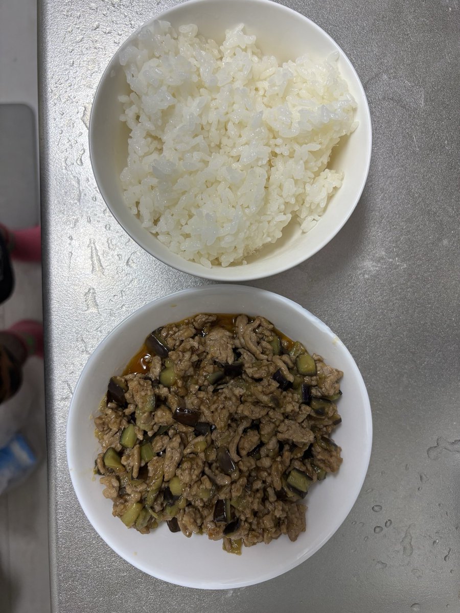 _longerthanfore's tweet photo. テレビの誰かも言ってた、あの頃はよかった https://t.co/jWOh6K3olW