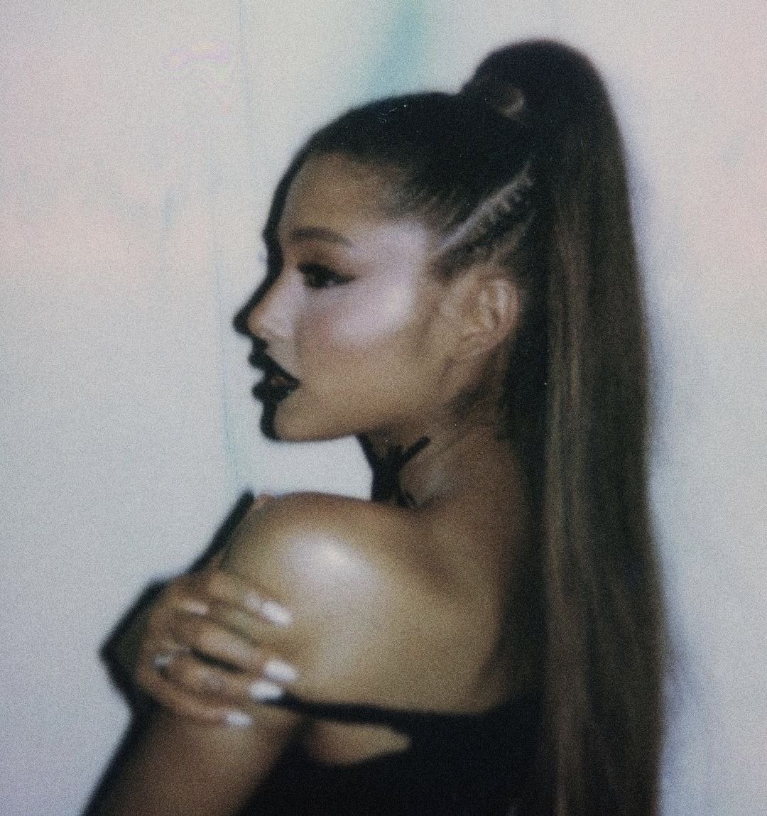 arianaisbrighter ꕤ tweet media