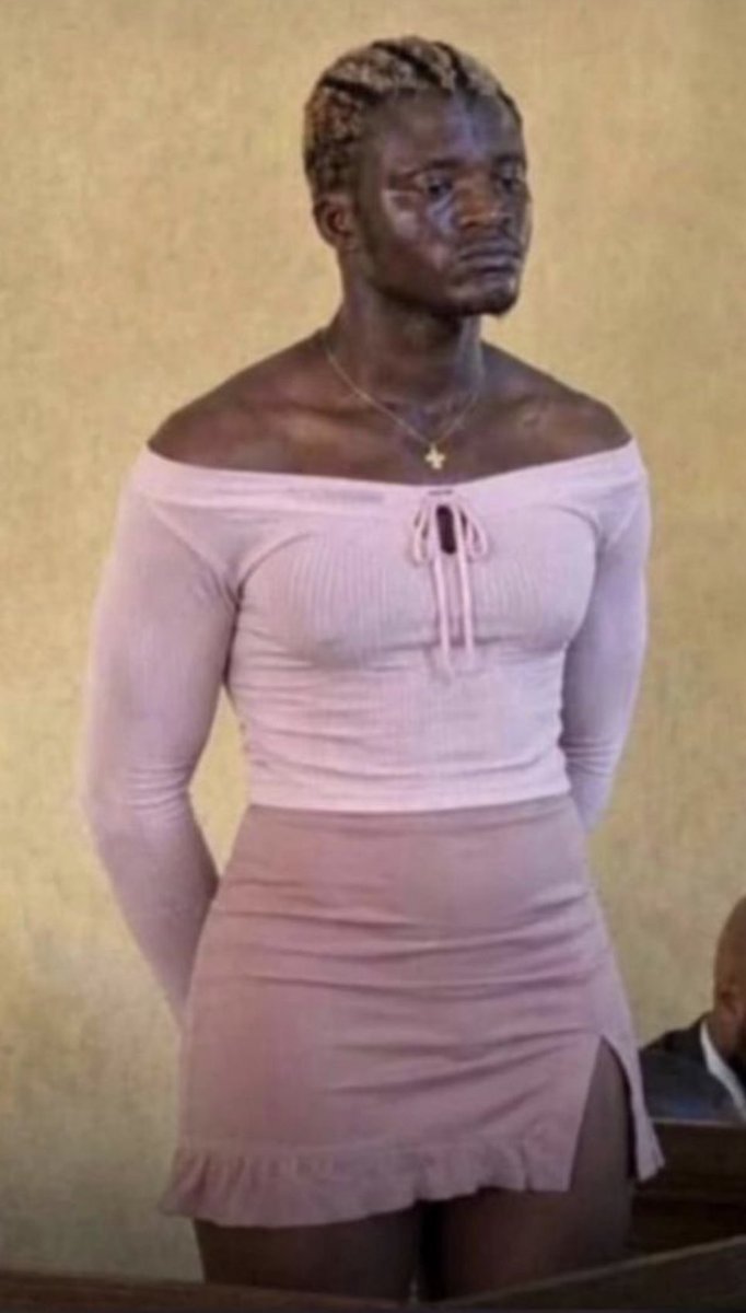 JAMALAOFAFRIKA's tweet photo. No teeth for now cos nothing is funny 🤧 https://t.co/C0cCJ3vUMe