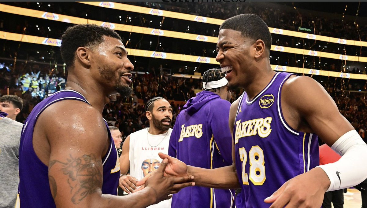 Lakers Lead tweet media