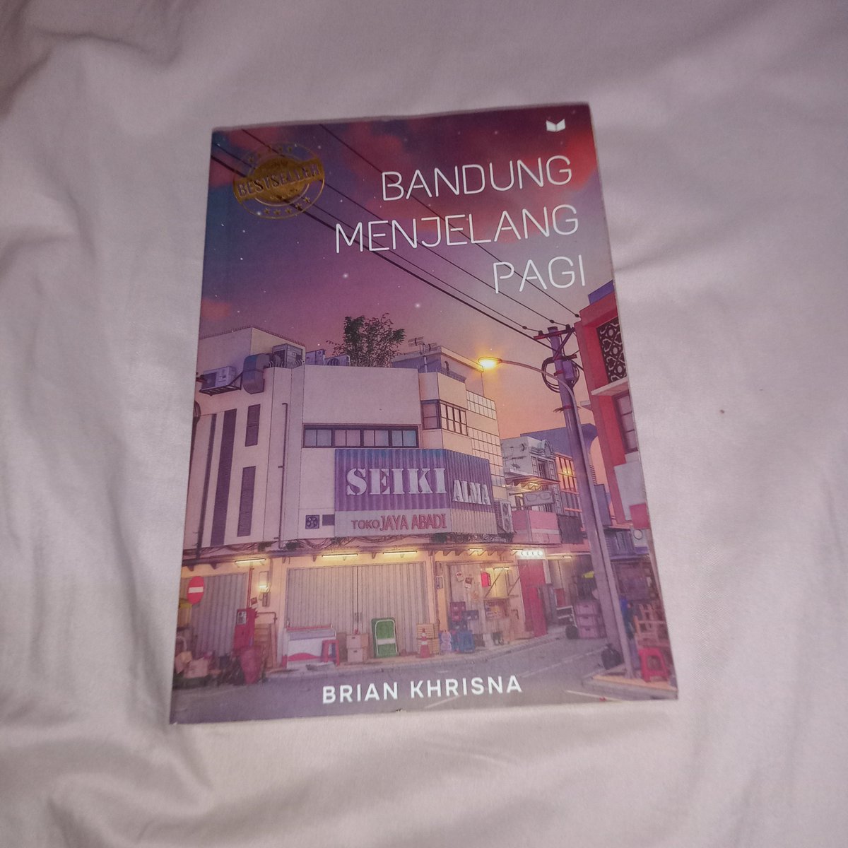 moonlight_deep's tweet photo. Bandung menjelang pagi 45k https://t.co/ELfAHWiJsJ