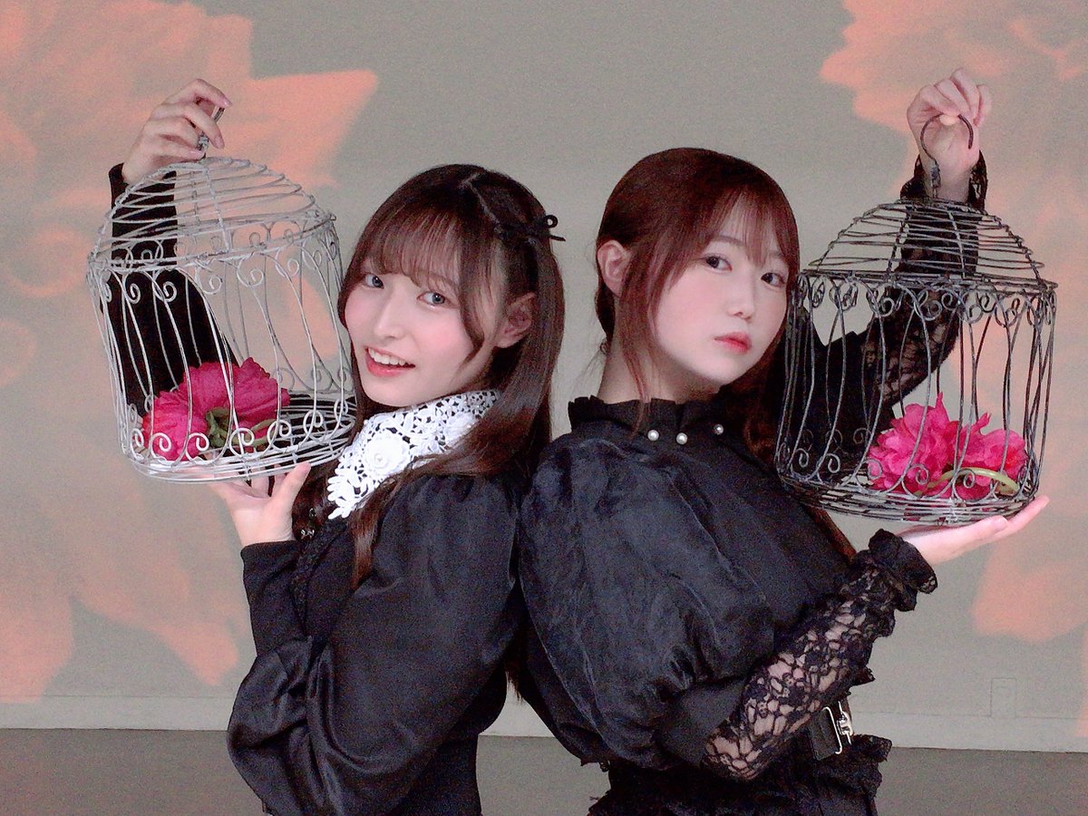 LOVExxLETTERS's tweet photo. キララン127＜Rapunzel🦋＞
6/27(日)～28日(日)
🎀逢来りん × 白河みずな
全ステージ終演❣️
フレッシュ🌟ペアが奏でるテンポ良き会話💕
緩急の効いたモノローグ🐈‍⬛
ラストシーンの熱情×激情に胸震えました💗
2つの結末は鳥籠に閉じ込めて、又いつか雨降るモルグ🕸️でお逢いしましょう🌹
#キララン127 https://t.co/QYJaJwJLEP