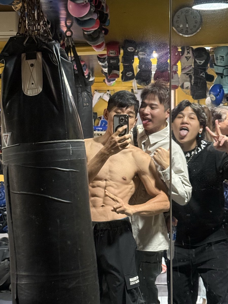 LEESUNG9999's tweet photo. 但是我明明放很��😂 https://t.co/PllGAZK0hz