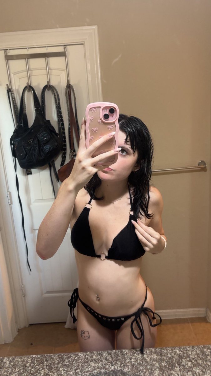Meow113272's tweet photo. Sales on pics tonight if you pay through cash app. DMs open #grok #ass #tits #brøndby https://t.co/PsxTXlPfMG