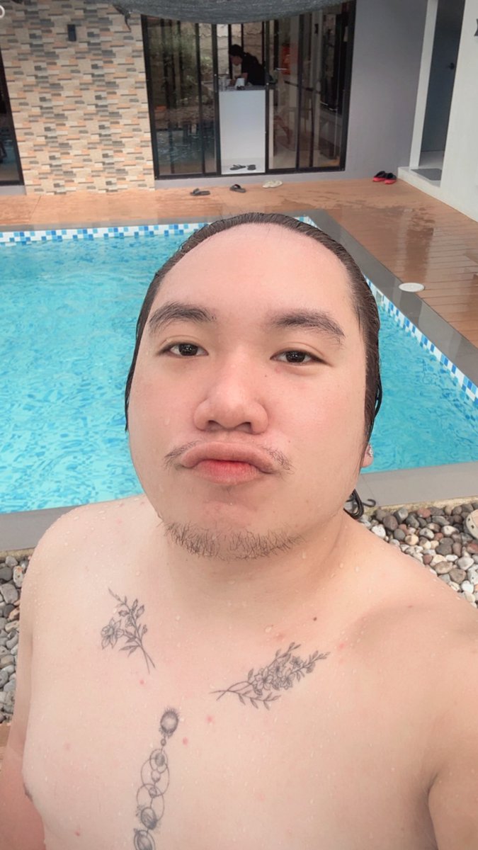 superneil_a's tweet photo. Felt cute here…. Hi daddyyyy 😘 https://t.co/Rws63z8dr1