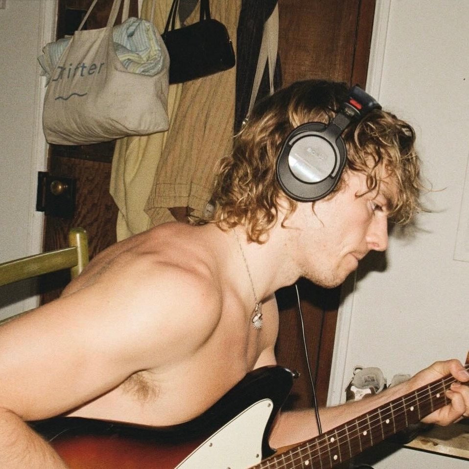RossLPortugal's tweet photo. 📲 Ross Lynch via Instagram. https://t.co/lOm5oYUBhm