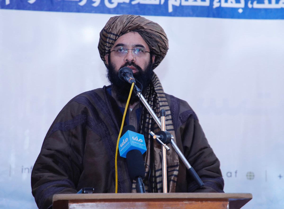 MUsman242's tweet photo. د عالیقدر امیرالمؤمنین حفظه الله تعالی1448/1/6 نیټې  او 83/33گڼې حکم  په اساس  د سرحدونو او قبائلو چارو وزارت د جرګو، اقوامو او قبائلو د هماهنګۍ مخکنی معین مولوي محمد علي جان"احمد" نن د دفاع وزارت د تامیناتو، تکنالوژي او لوژستیک معینیت معین د مسؤلینو لخوا رسما معرفې شو. https://t.co/DiGEAhoXVO