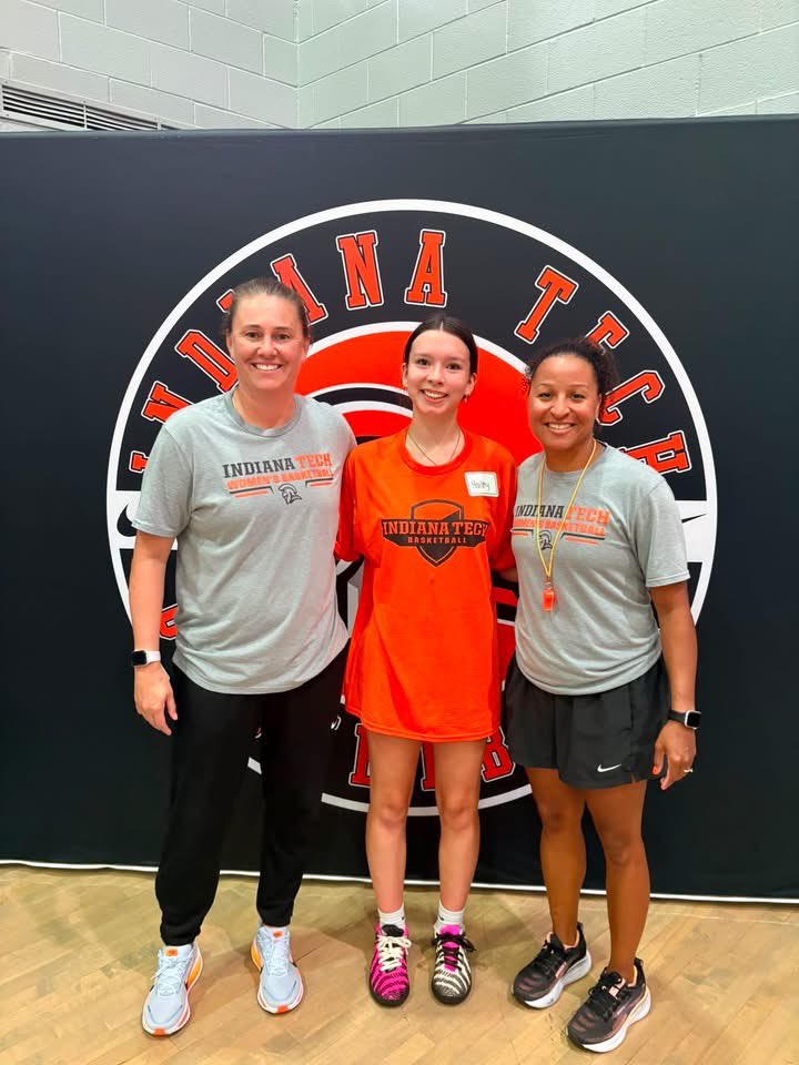 hailey_mol6925's tweet photo. Thank you @CoachKyBiggs for inviting me back for another great camp. I LOVE the high energy, fast paced, and fun environment. 🏀❤️🙌@Lady_Focus_2028 @engirlsbball @CoachGage79 @INTechWBB @jessiebiggs https://t.co/F46bKKu54Z
